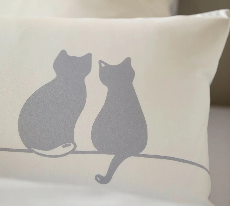 Mako Satin Wende-Bettwäsche You & Me mit Katzenmotiv