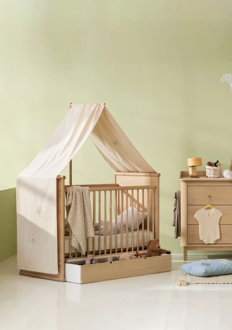 Betthimmel mit Stickerei für Babybett 'Camp Novel' ungefärbt