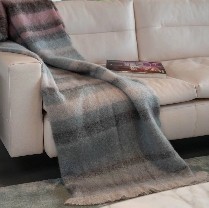 Charterhouse-Mohair-Plaid