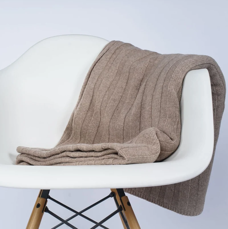 Estoril Strickdecke aus Schurwolle