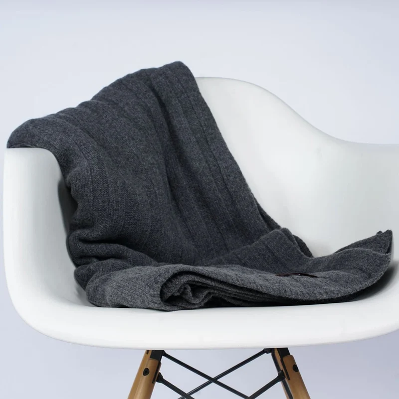 Estoril Strickdecke aus Schurwolle