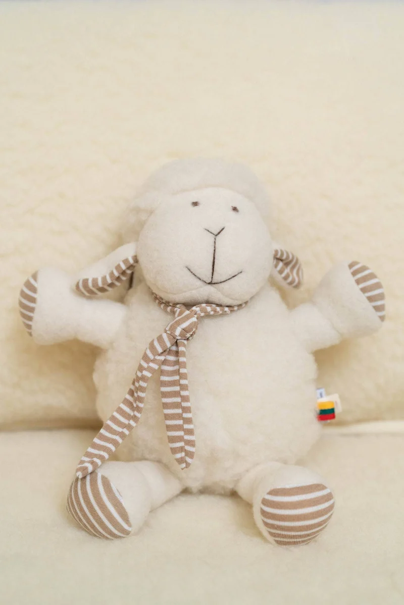 Schaf Floh aus Wollflor