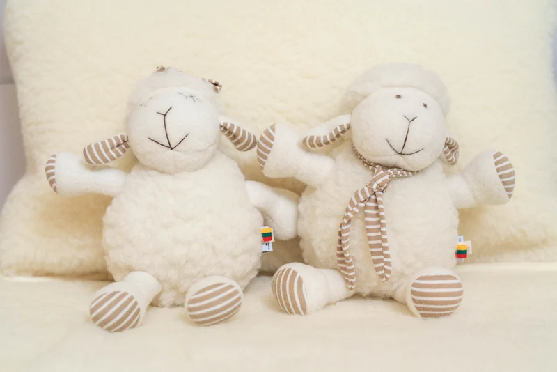 Schaf Floh aus Wollflor