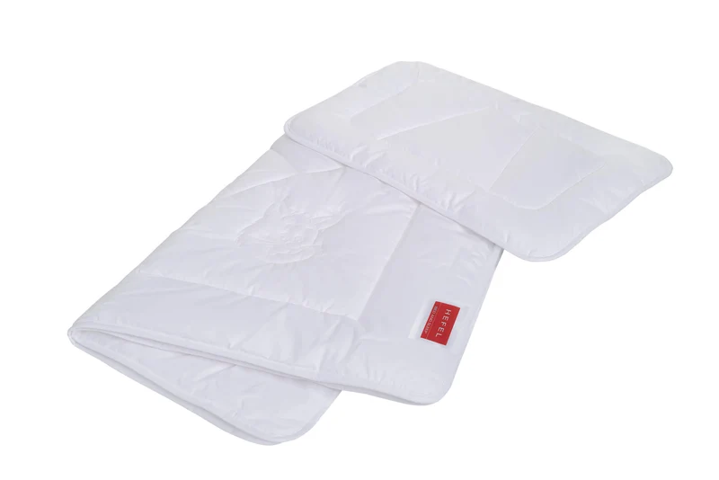 Kinderset aus Bettdecke & Kissen