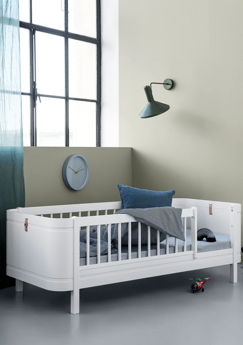 Geschwisterset für 'Wood Mini+' Babybett inkl. Junior-Erweiterung zu zwei Betten Weiß