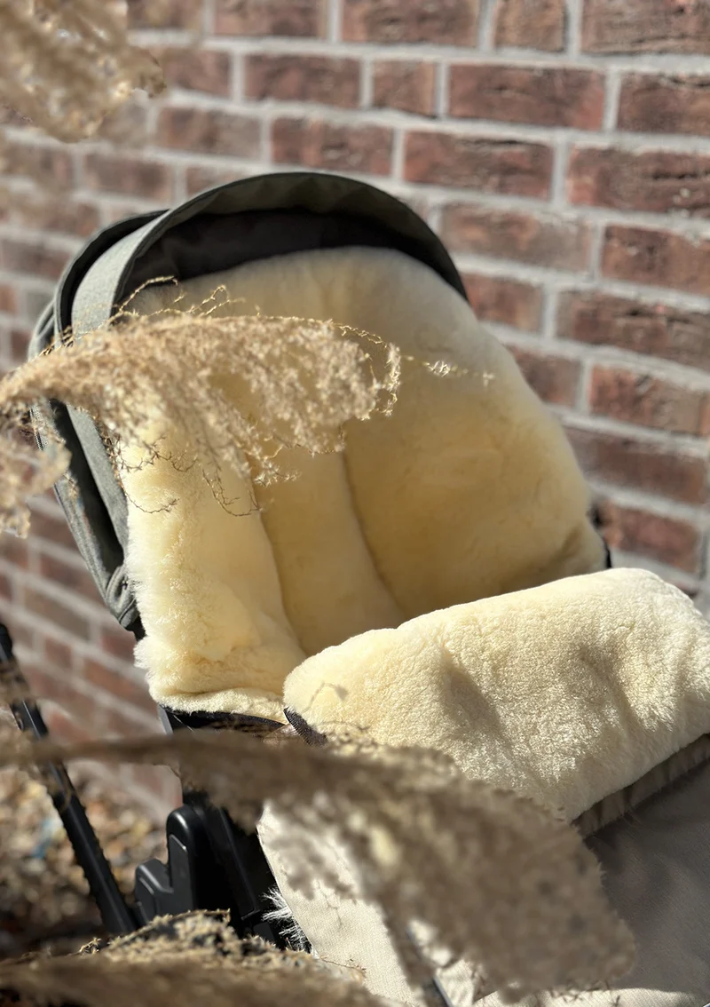 Premium Lammfell-Fußsack Limited Edition dune beige
