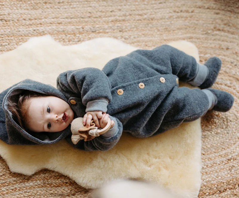 Wollfleece Overall mit Knöpfe, GOTS