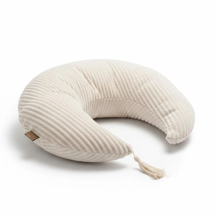 Dekokissen in Mondform | Cord