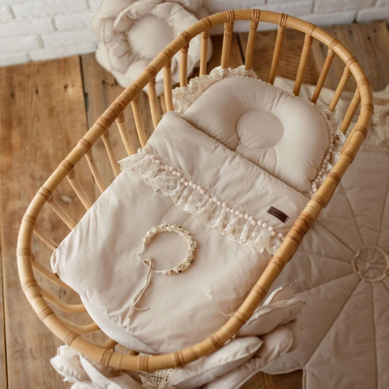 Premium Babyschlafsack Delicious mit Spitze & Bommelchen | Baumwolle