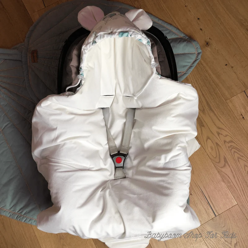 Einschlagdecke für Babyschale mit Klett | Premium Baumwolle & Samt