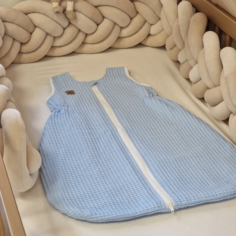 Schlummersack für Baby & Kleinkind in Birnenform | Waffelpique | Hellblau, 0,5 TOG, Gr. 0-6 Monate