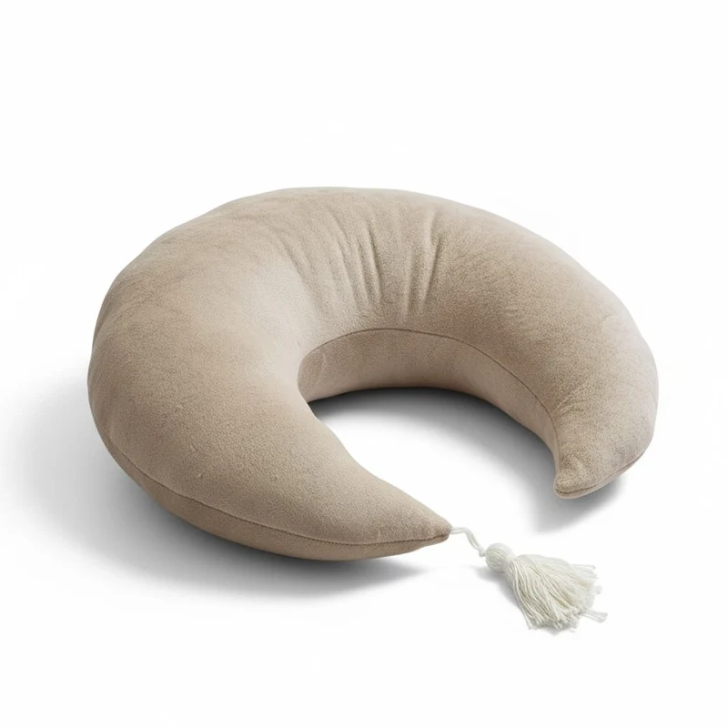 Dekokissen in Mondform | Velboa-Stoff