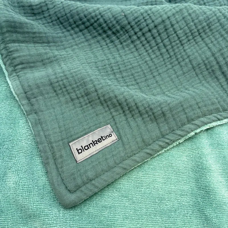 Musselin Babydecke mit Namen - 70 x 100 cm • Dschungelgrün
