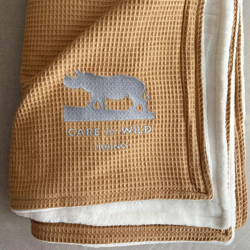 Kuscheldecke • Vollkommen • 210 x 145 cm • Care for Wild