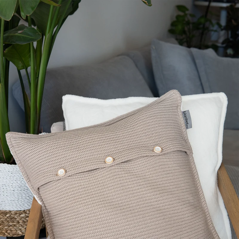 Kuschelkissen mit Baumwollstrick · 50x50 cm