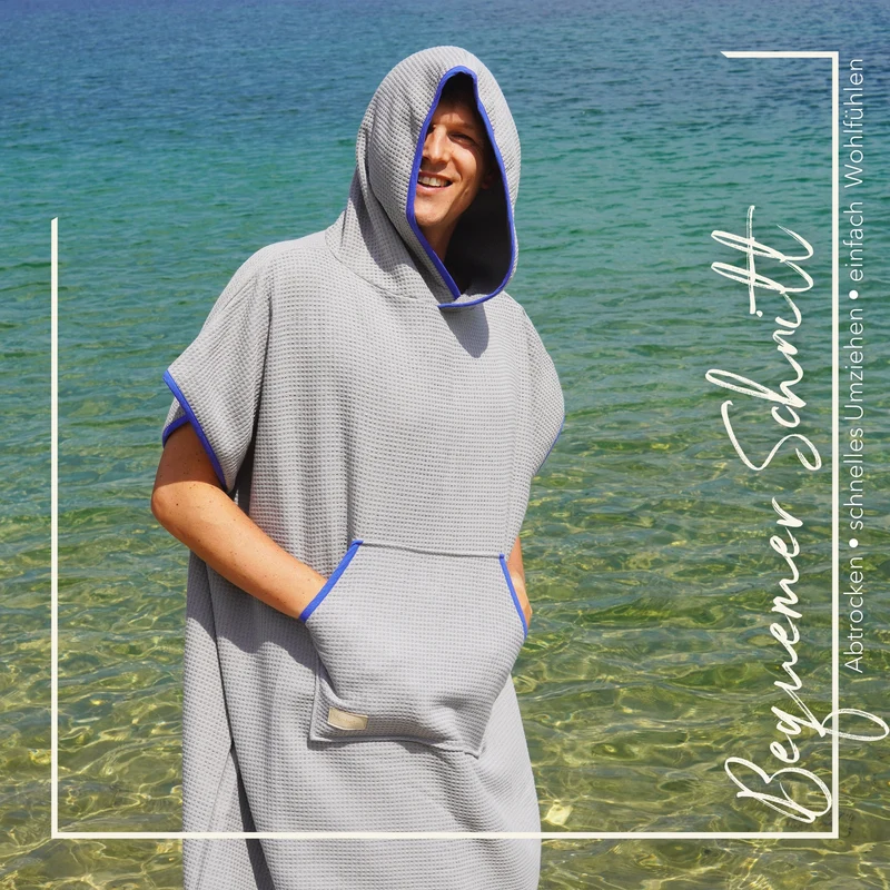Poncho für Strand und Sauna • Steingrau • mit blauem Akzent