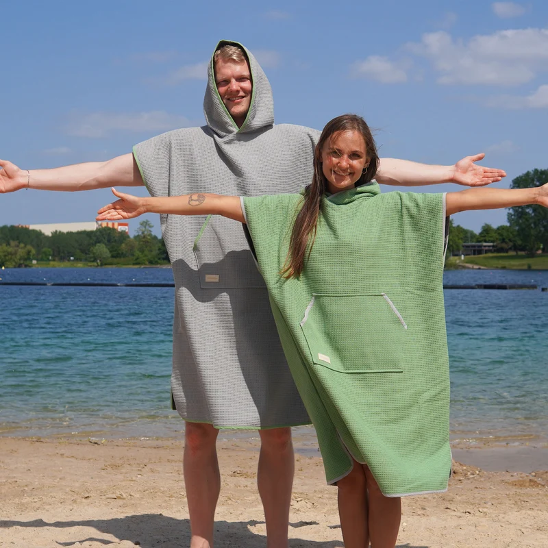 Poncho für Strand und Sauna • Seegrasgrün