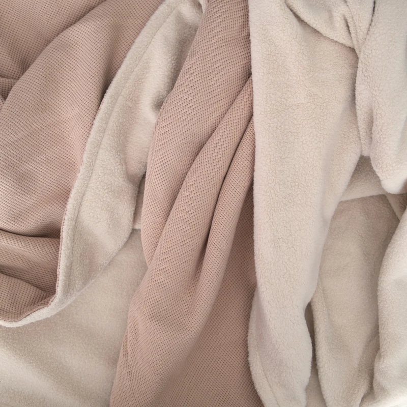 Kuscheldecke aus Baumwolle · Cappuccino Braun