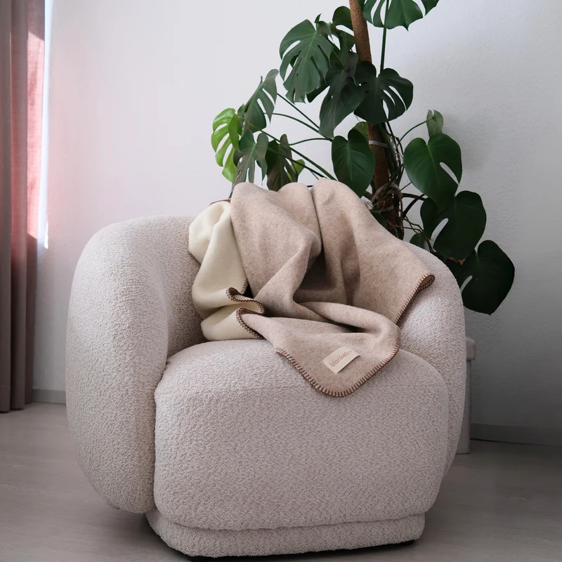 Wolldecke · Merino · 150x210 cm · Beige