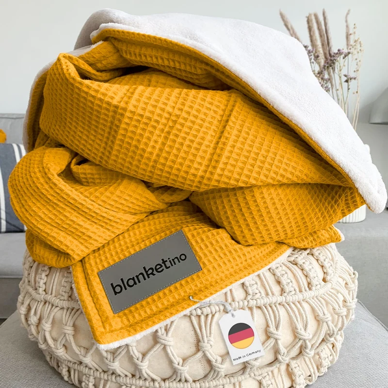 Kuscheldecke "Vollkommen" Ocker Gelb · Sandweiß