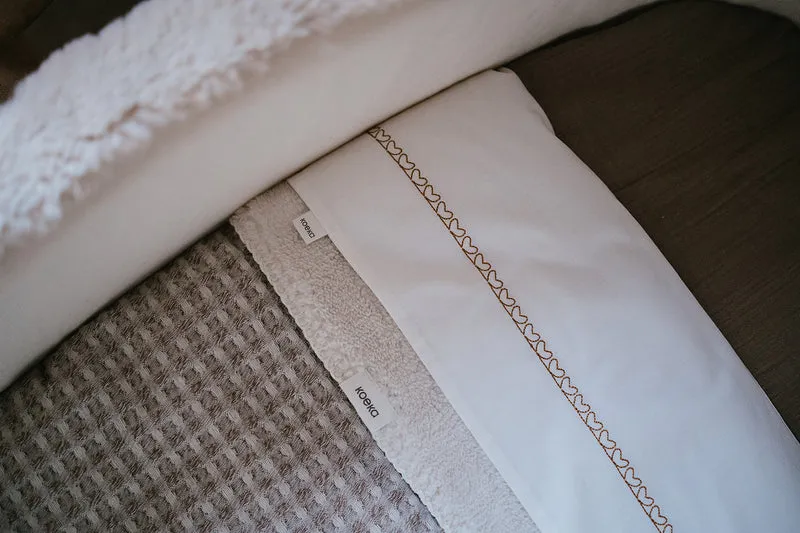Cot sheet Fall In Love honey