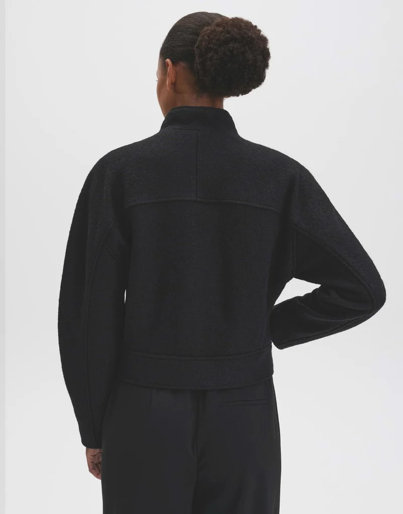 Nuvera, black