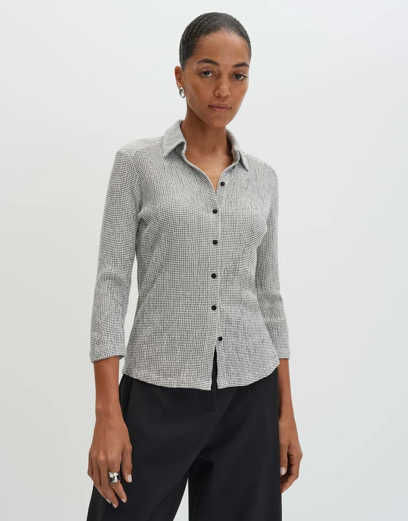 Kixie, black