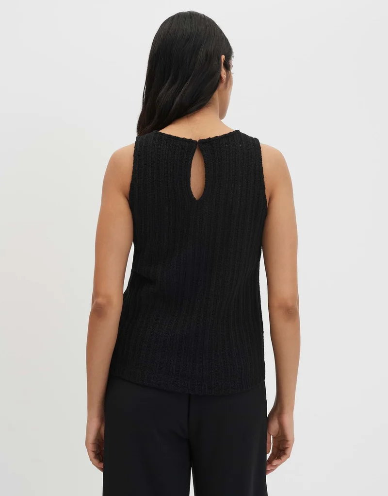 Udenise, black