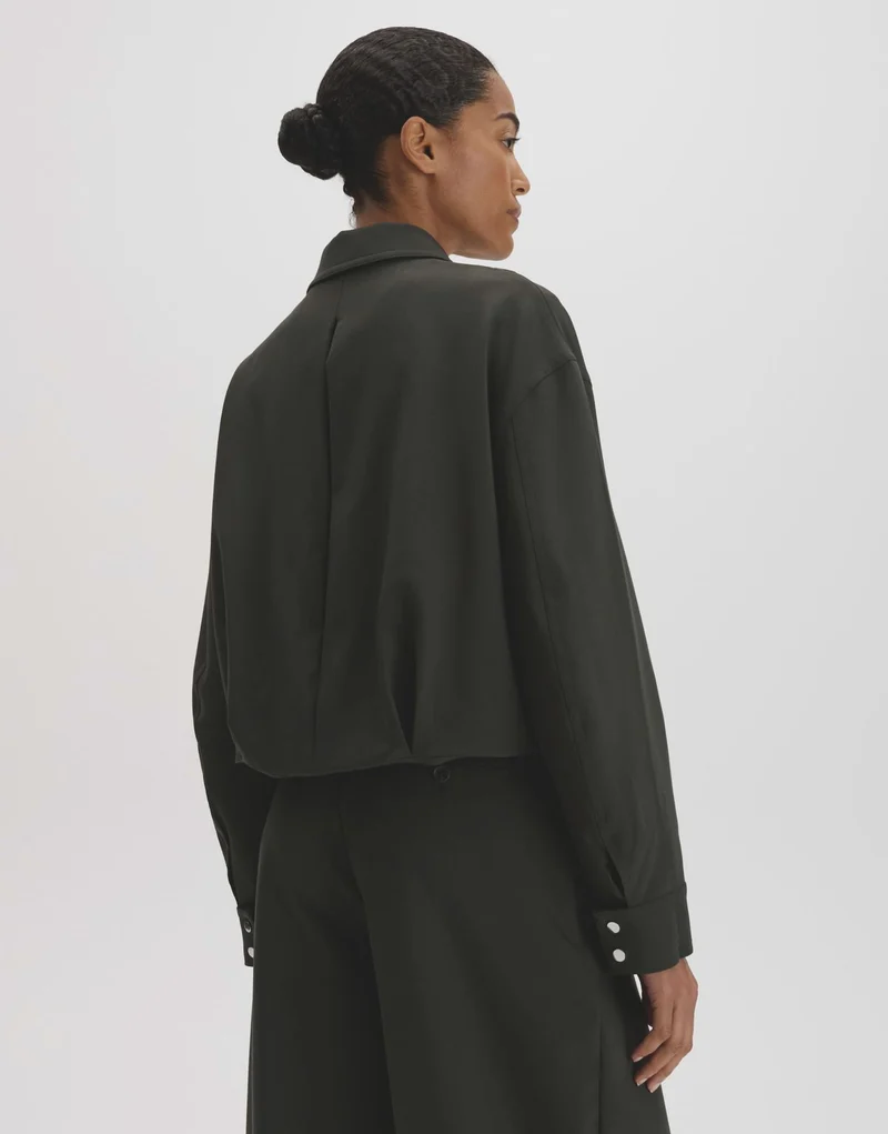 Nevy, midnight olive