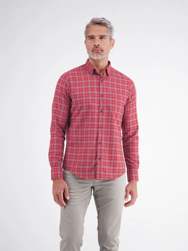 BUTTON DOWN