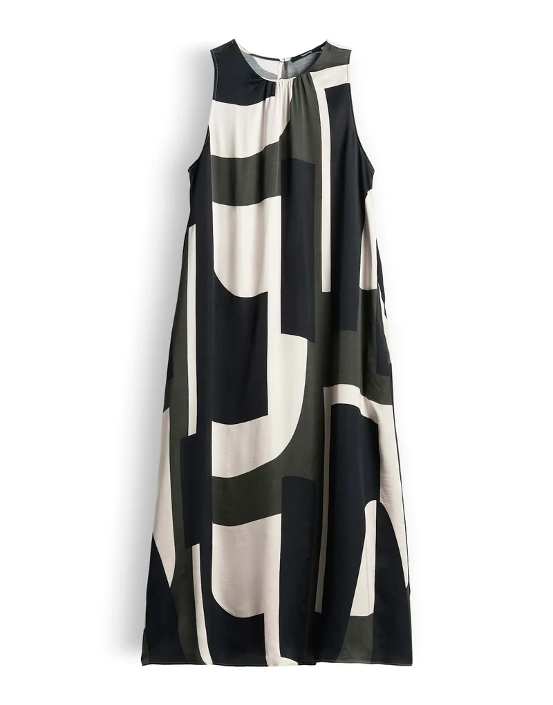 Quileena, midnight olive