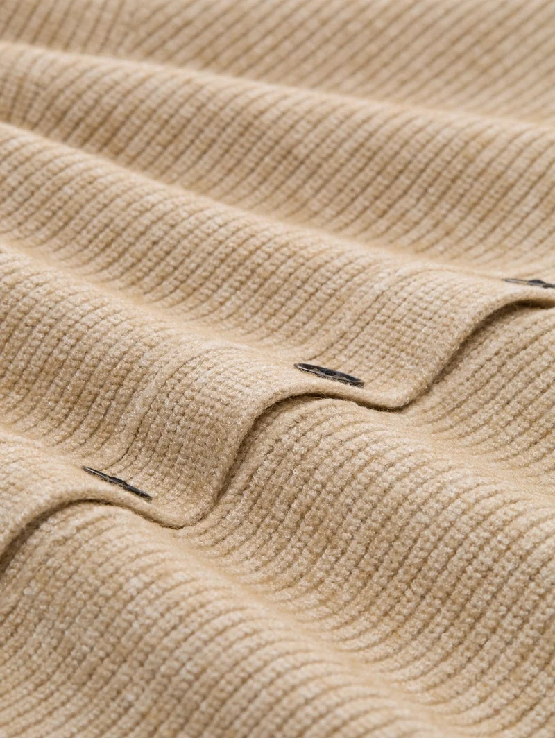 Oversize Cardigan mit V-Ausschnitt