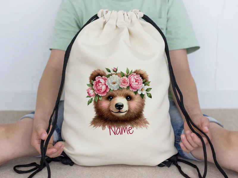 Turnbeutel Bär mit Blumenkranz