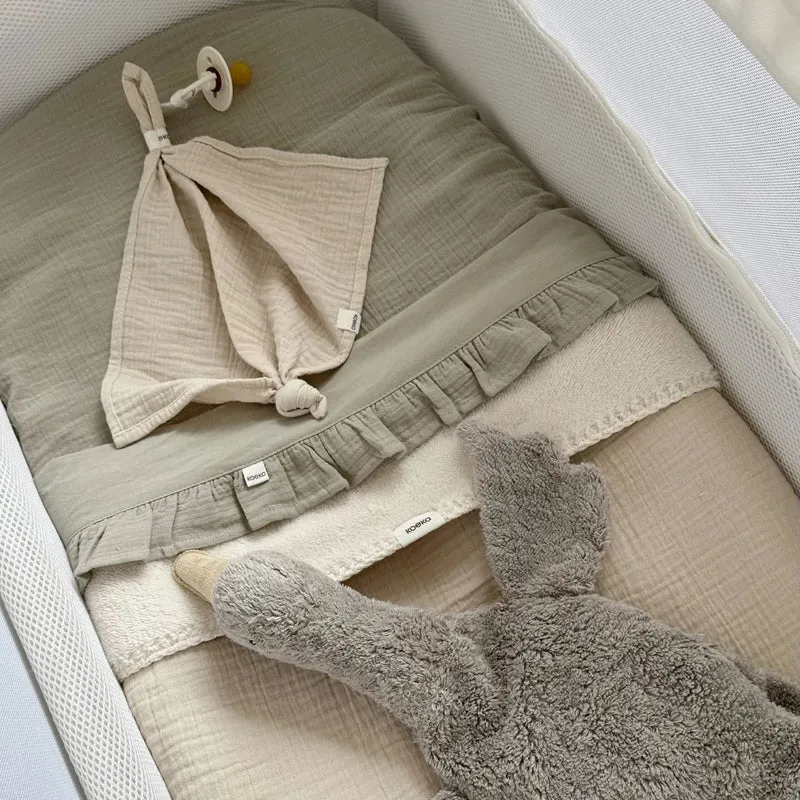Bassinet sheet and fitted sheet ruffle combi pack sage