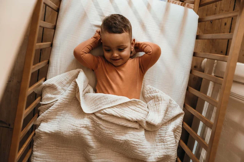 Cot blanket Rivoli warm white