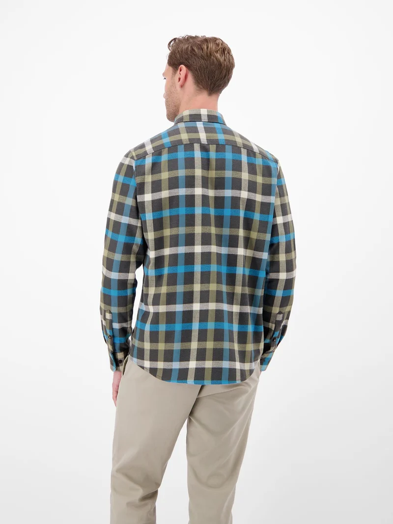 BUTTON DOWN