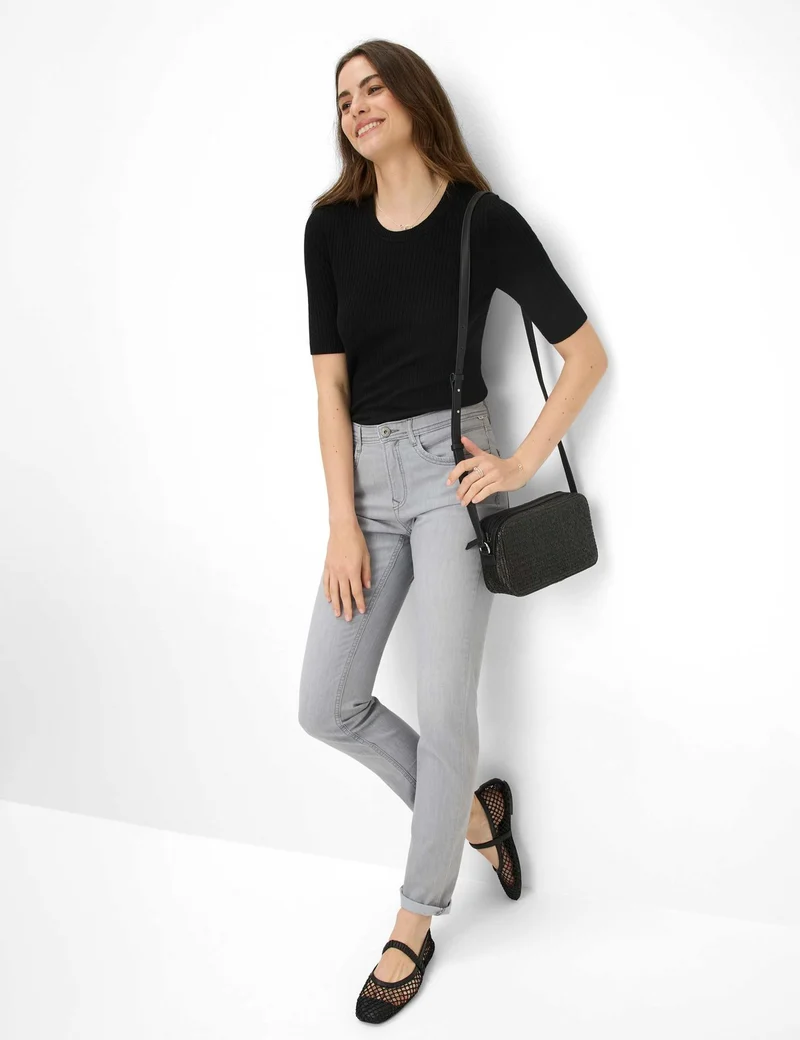 Style Carola