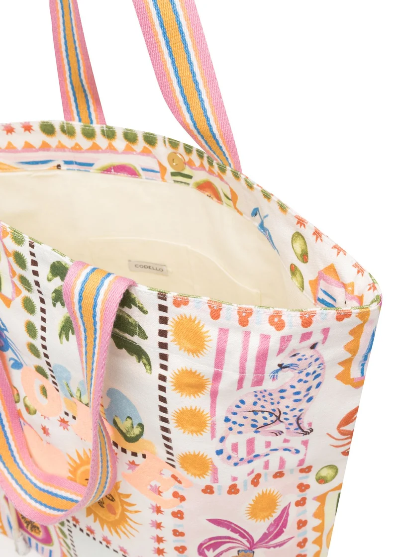 Shopper aus Canvas mit Mustermix und AMORE-Stickerei