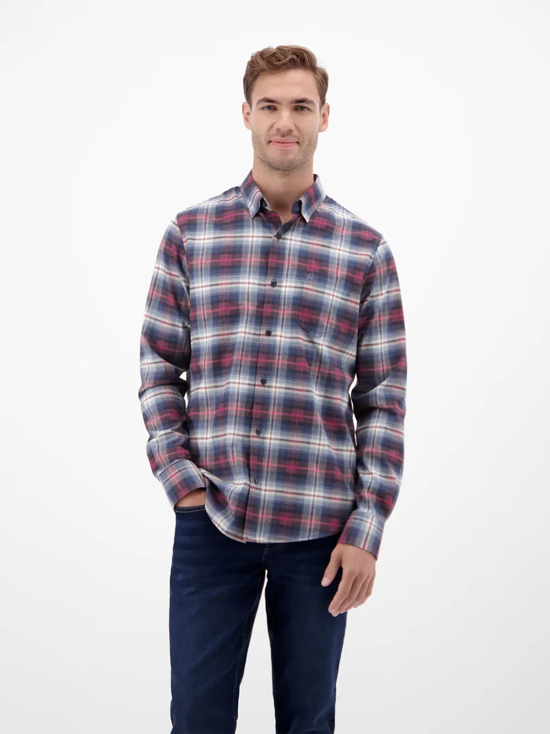 BUTTON DOWN