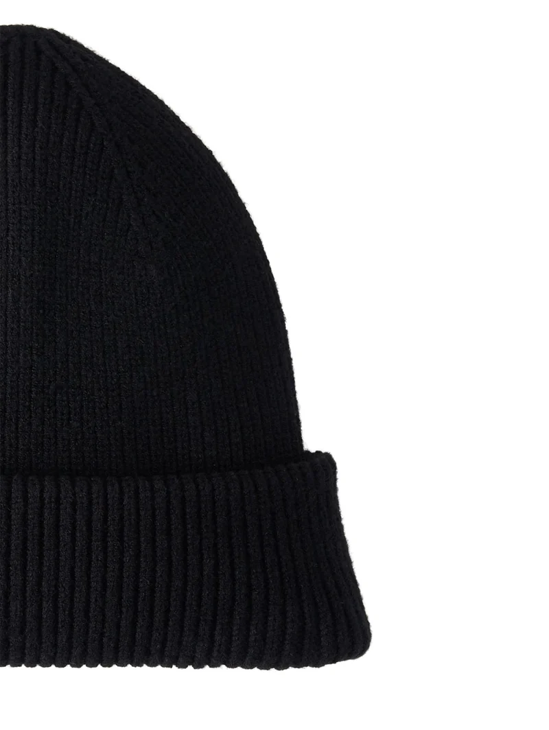 Beanie Mütze aus Rippstrick
