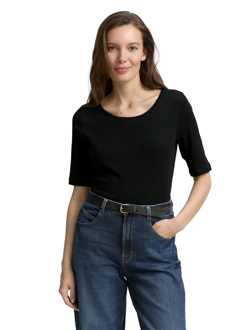 Basic T-Shirt