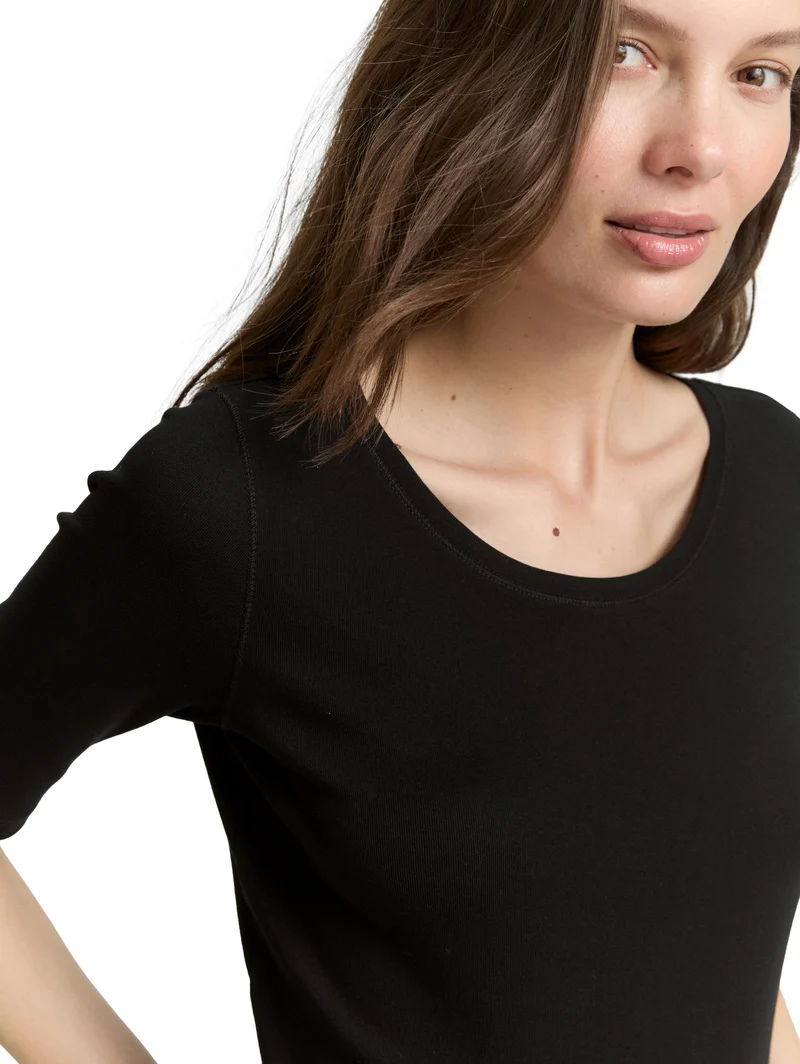 Basic T-Shirt