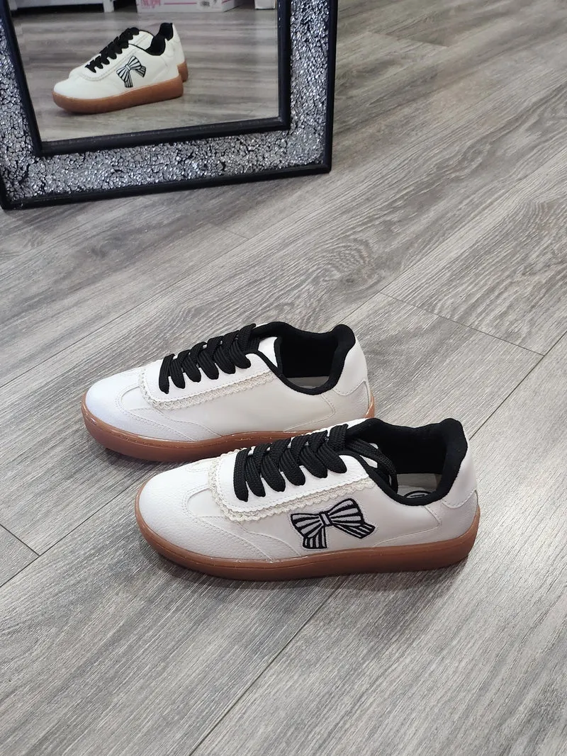 Jessie Bow Shoes (White/Black)