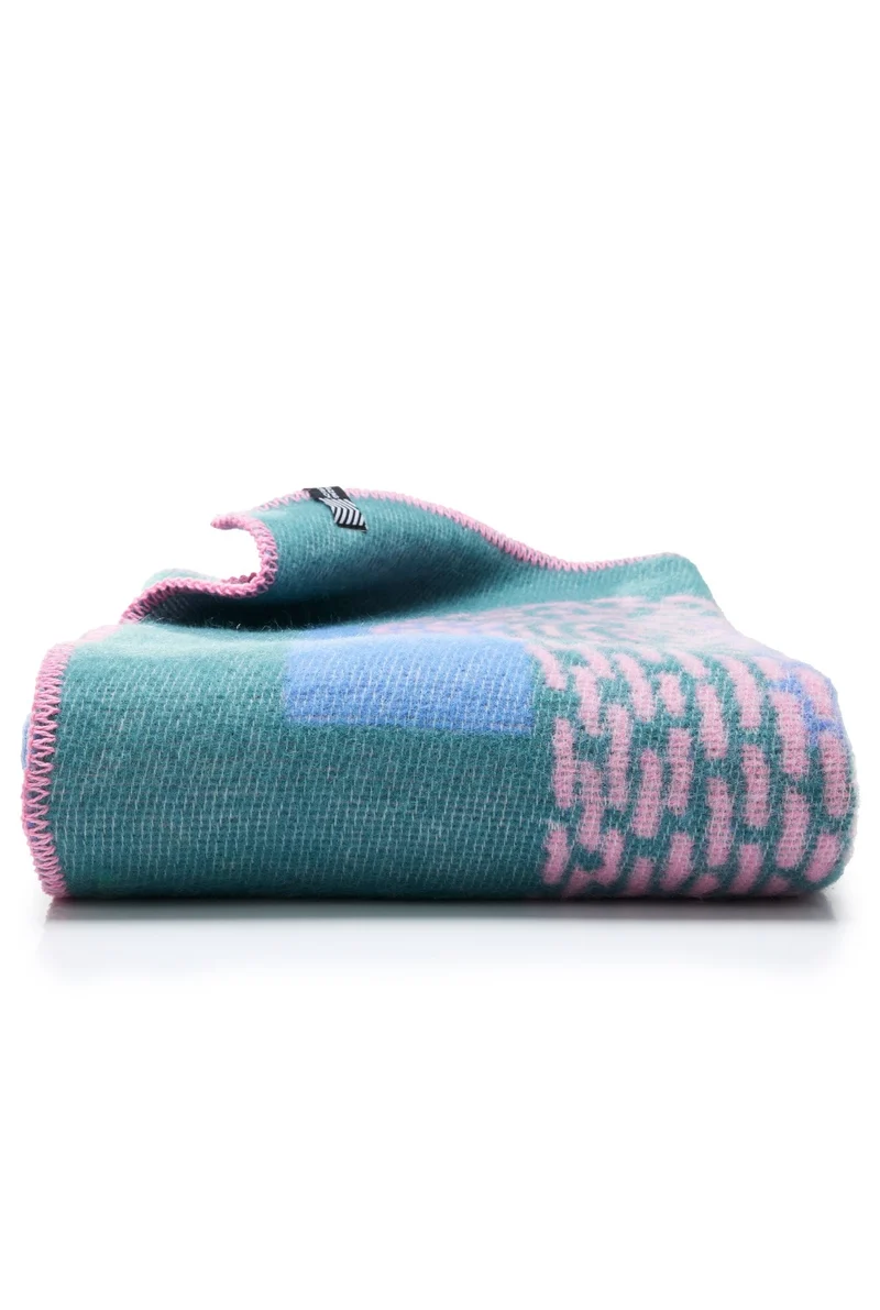 Wool Blanket “A Mano” by Paolo Giacomazzi
