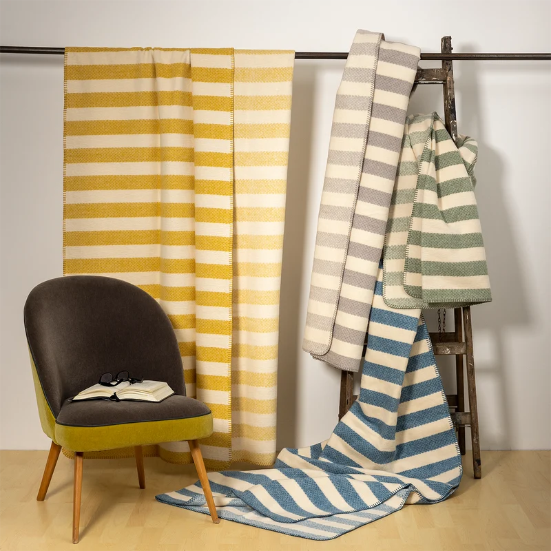 Ida Kuscheldecke – Bio-Baumwolldecke Komfortgröße 150 × 220 cm in 4 Farben | Richter