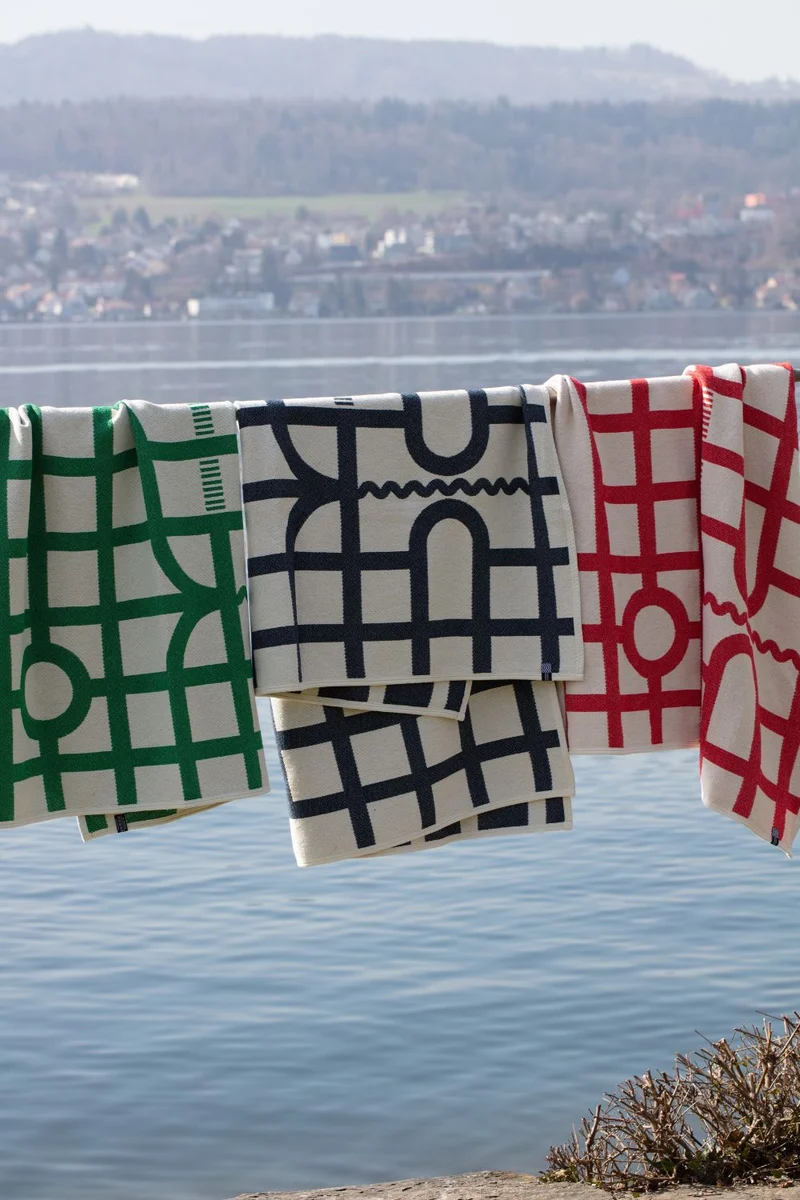 Cotton Blanket “Maglia” Navy by Paolo Giacomazzi