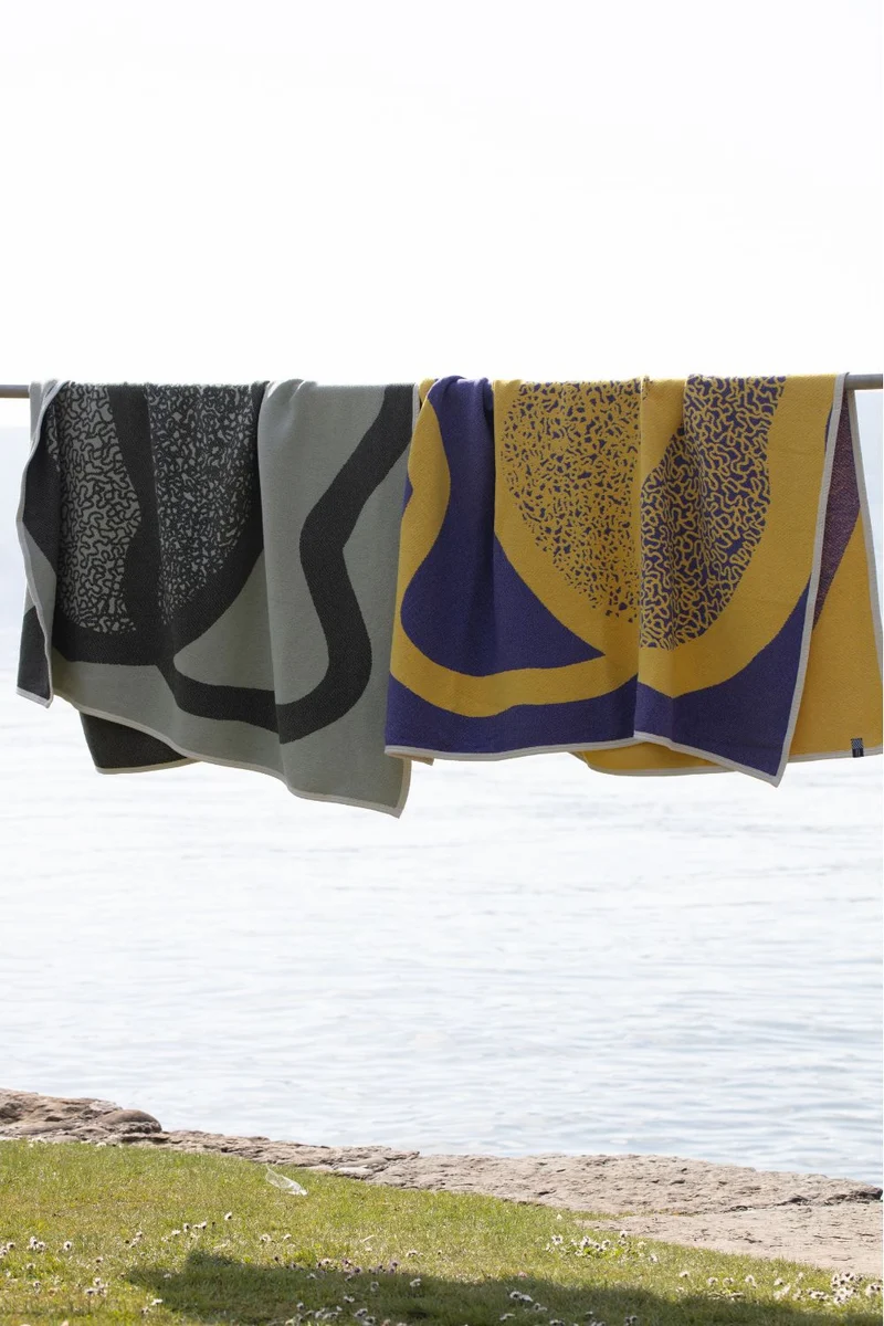 Cotton Blanket “Merging Islands” in Yellow by Roland Schär