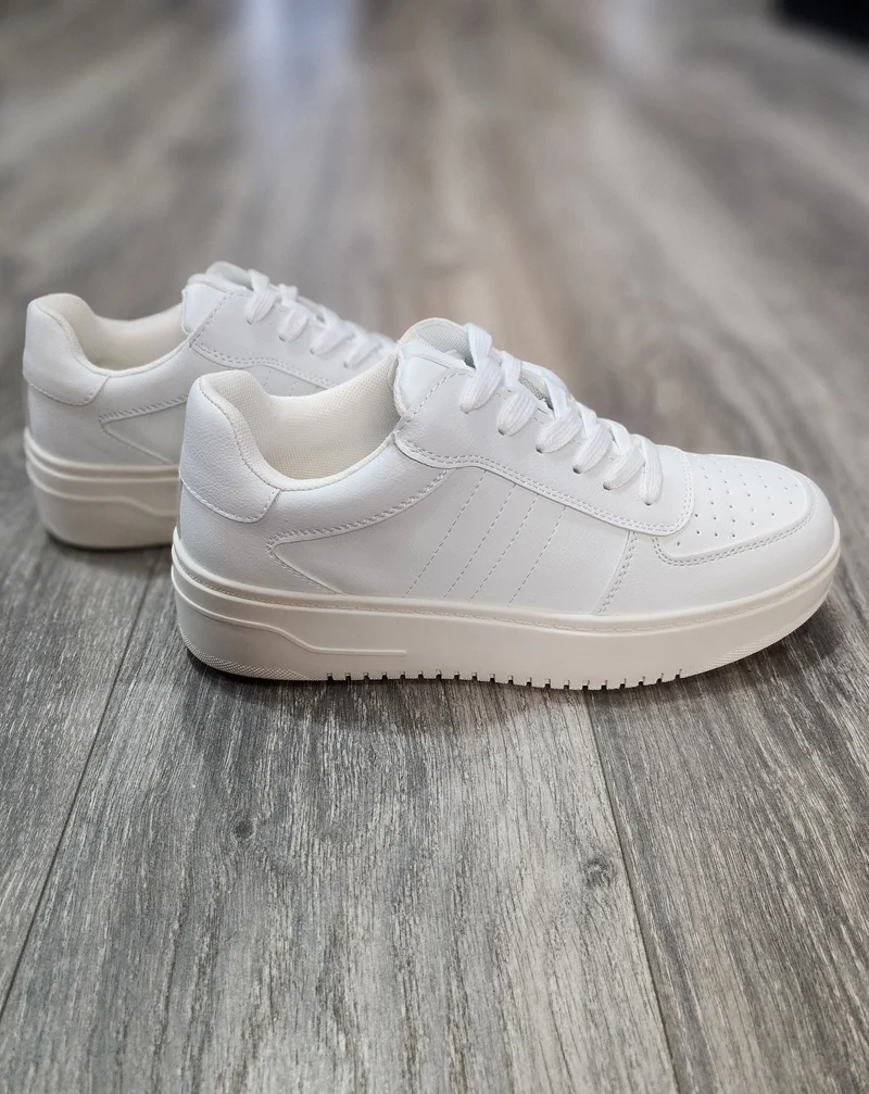 Pregame Retro Kicks by Corkys (White)
