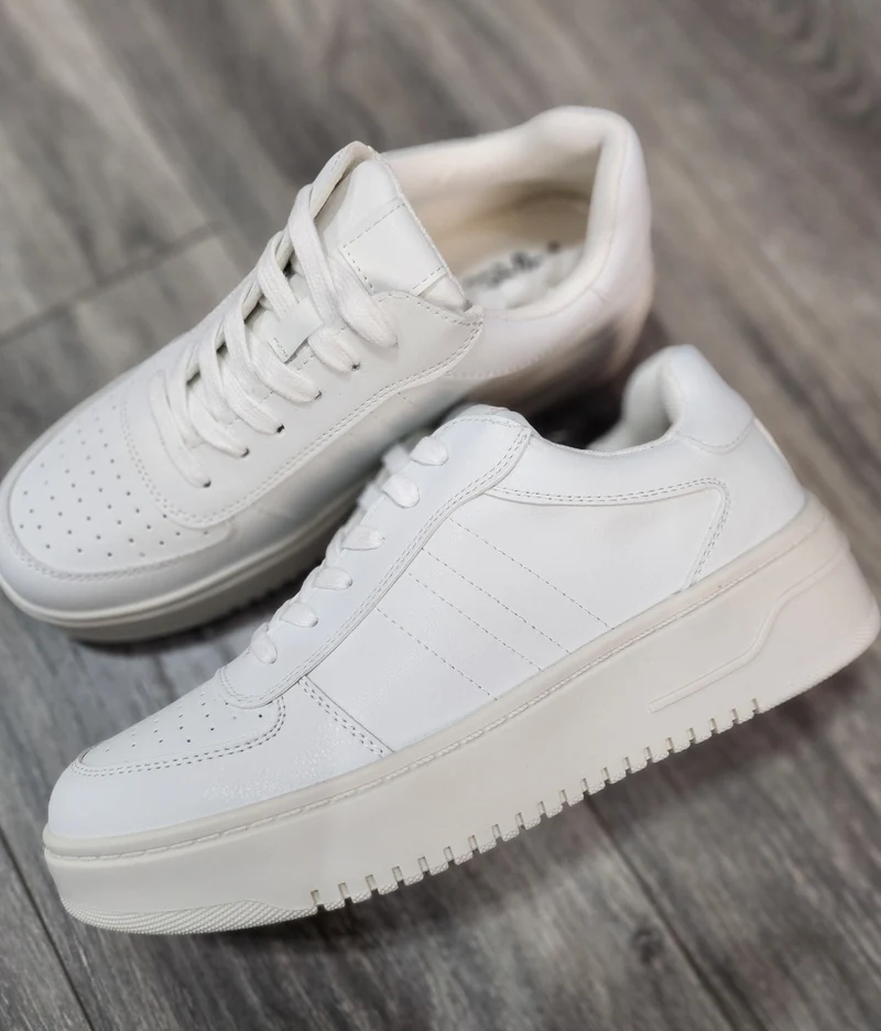 Pregame Retro Kicks by Corkys (White)