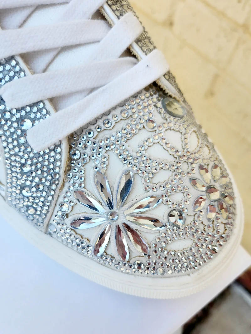Betsey Johnson Reily (Silver)